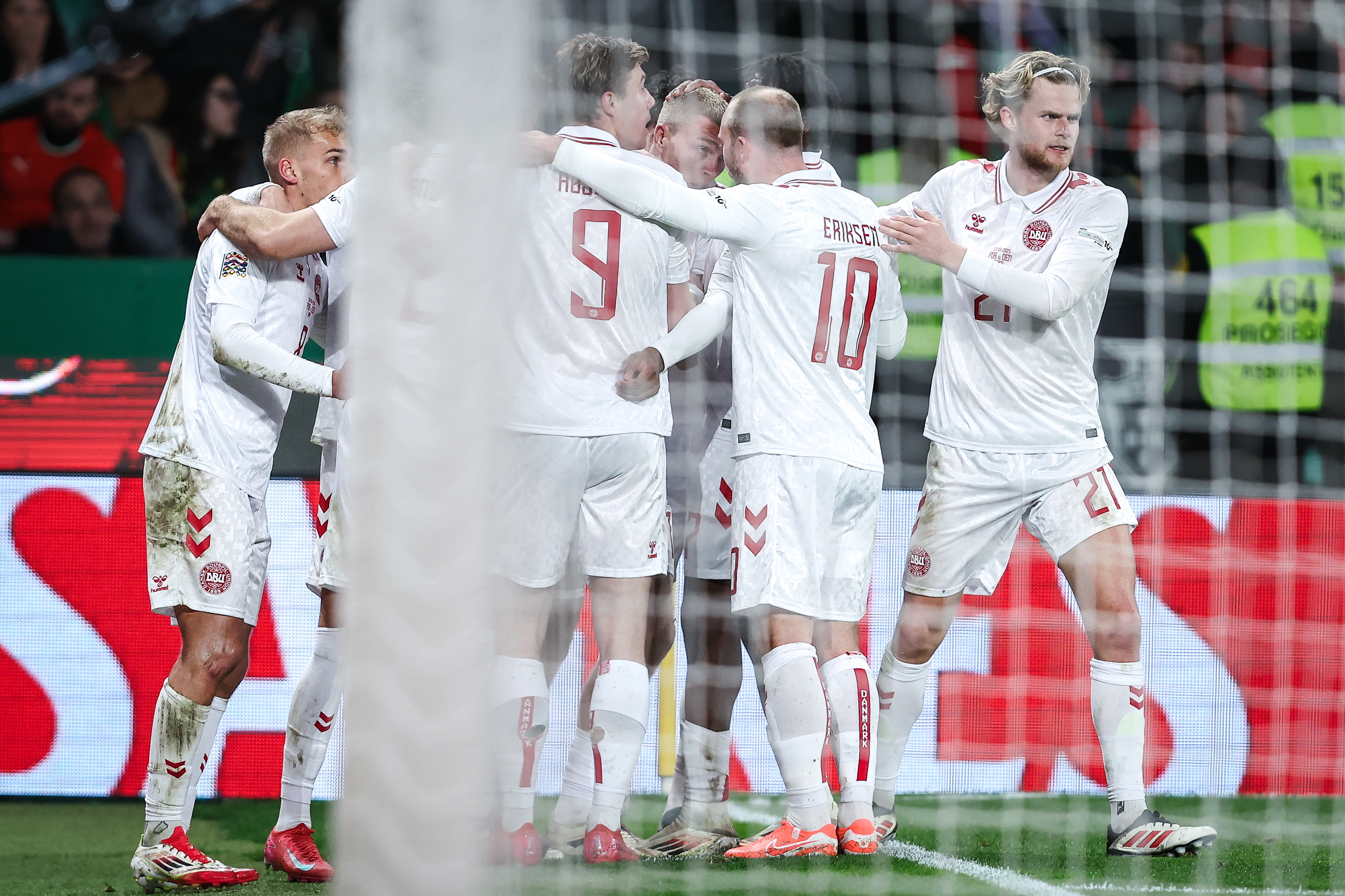 葡萄牙对英格兰展开激烈争夺！谁将胜出？的简单介绍