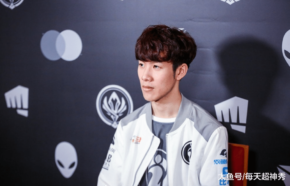 关于TheShy爆冷击败MAD，突破纪录引爆全场！的信息